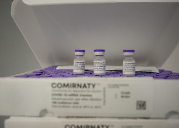Ministério da Saúde confirma redução de intervalo entre doses da Pfizer