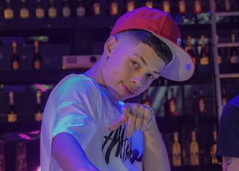 Sucesso no Tik Tok, Kelvyn Bertoni ataca novamente e lança o single ‘Hi Baby’