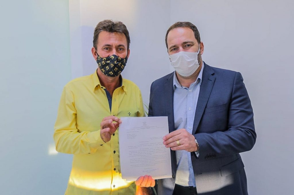 Assegurados R$ 150 mil para recuperação de estradas vicinais em Nova Brasilândia Assegurados R$ 150 mil para recuperação de estradas vicinais em Nova Brasilândia
