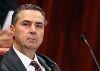 Evangélicos criticam decisão de ministro Barroso, do STF
