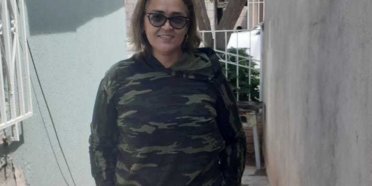 Corpo de brasileira achado no deserto dos EUA estava a 400 metros de uma casa Corpo de brasileira achado no deserto dos EUA estava a 400 metros de uma casa