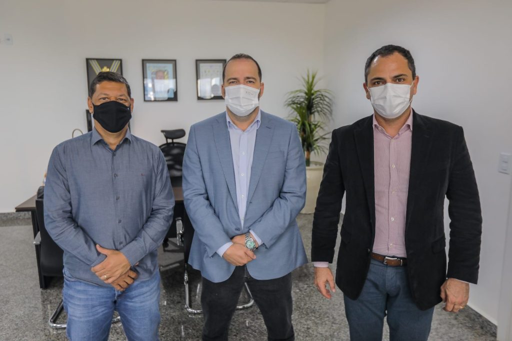 Presidente Alex Redano se reúne com superintendente da Sedi Presidente Alex Redano se reúne com superintendente da Sedi