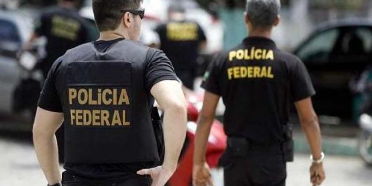 PF faz buscas em casa de servidor que se apossou de bens e valores de fianças PF faz buscas em casa de servidor que se apossou de bens e valores de fianças
