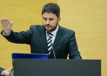 Jean Mendonça é empossado deputado estadual