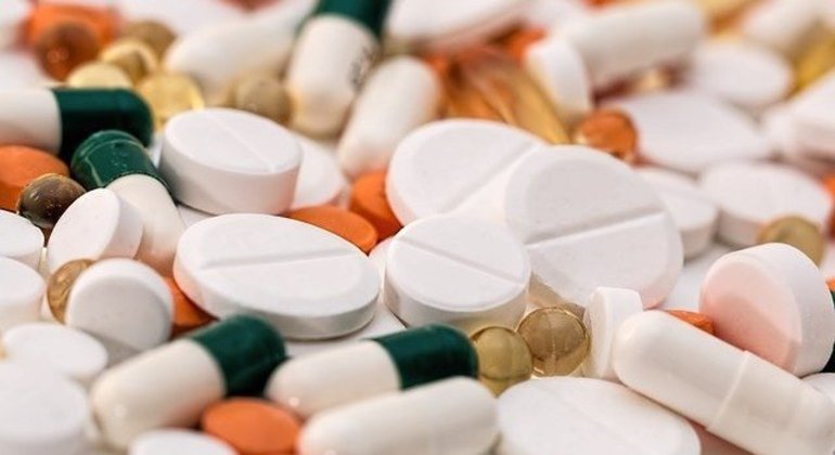 Danos do uso indiscriminado de aspirina são maiores do que os benefícios Danos do uso indiscriminado de aspirina são maiores do que os benefícios