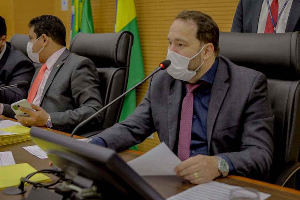 Presidente da ALE-RO, Alex Redano finaliza a convocação de todos os aprovados no concurso da Assembleia Legislativa Presidente da ALE-RO, Alex Redano finaliza a convocação de todos os aprovados no concurso da Assembleia Legislativa