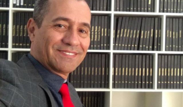 Marcelo Lessa de Ariquemes é coautor de livro com temática jurídica