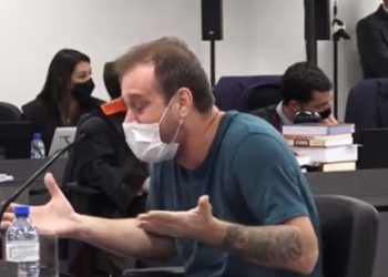 Dono da Boate Kiss chora em júri e desabafa: “Me prendam, estou cansado”