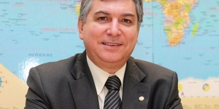 Durante discurso de posse, novo presidente do TJ-Rondônia defende a ciência e a Constituição Durante discurso de posse, novo presidente do TJ-Rondônia defende a ciência e a Constituição