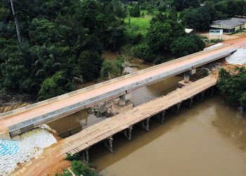 Prefeitura de Cujubim inaugura ponte de concreto sobre o Rio Preto