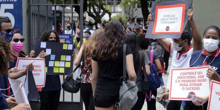 Inep divulga gabaritos oficiais do Enem; confira Inep divulga gabaritos oficiais do Enem; confira