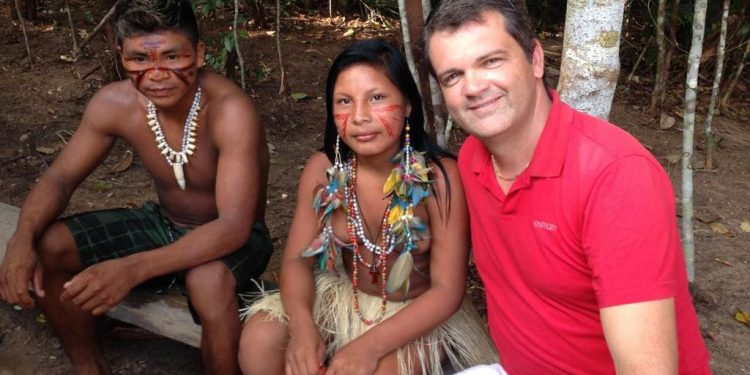 Dr. Rogério Welbert Ribeiro se especializa em Medicina de Selva