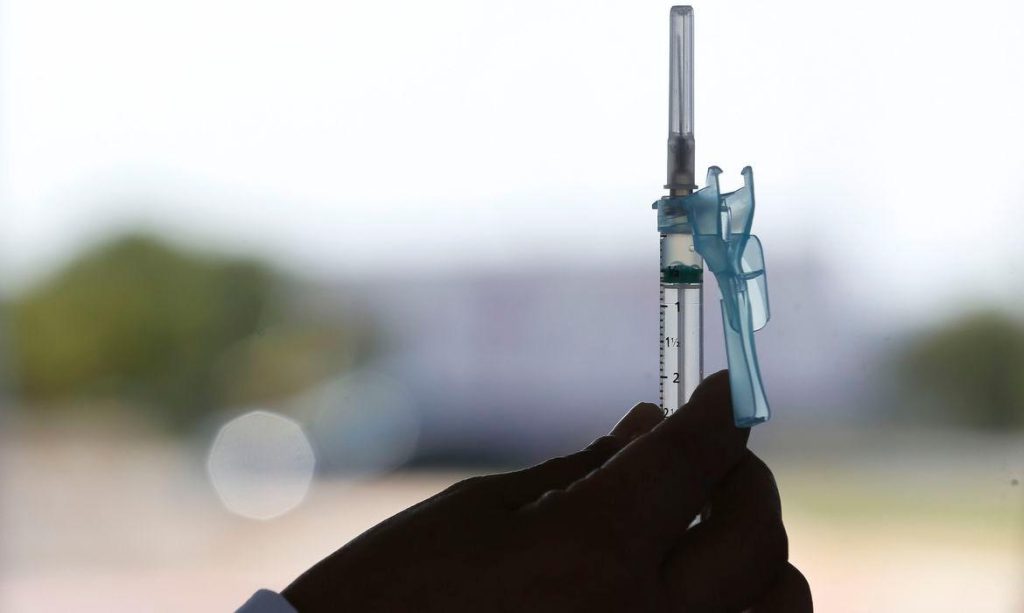 Audiência pública discute vacinação contra covid-19 em crianças Audiência pública discute vacinação contra covid-19 em crianças