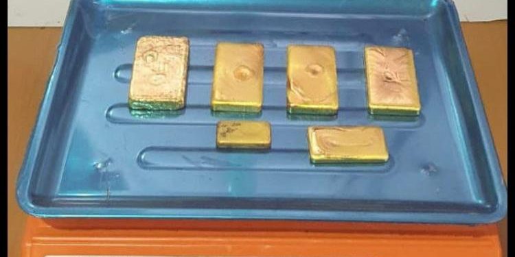 PRF apreende mais de 2,5 quilos de ouro transportado ilegalmente na BR 364 PRF apreende mais de 2,5 quilos de ouro transportado ilegalmente na BR 364