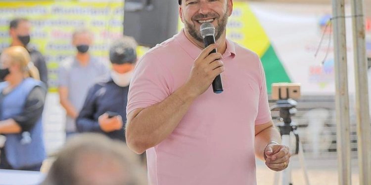 Mais uma emenda do presidente Alex Redano para a saúde de Alto Paraíso é empenhada Mais uma emenda do presidente Alex Redano para a saúde de Alto Paraíso é empenhada