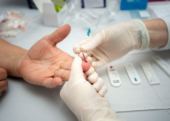 Brasil registra recorde de novos casos de covid em 24 horas