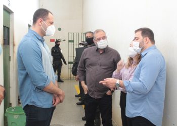 Presidente Alex Redano visita Centro de Ressocialização de Ariquemes