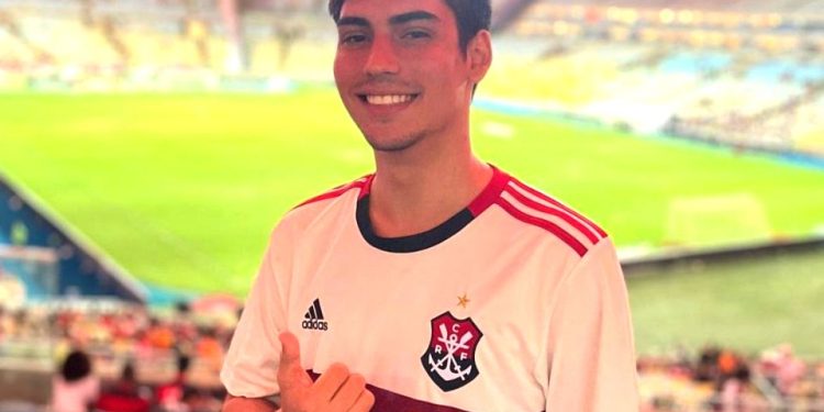 Conheça a história de sucesso do Tiktoker Pedro Guedes Conheça a história de sucesso do Tiktoker Pedro Guedes