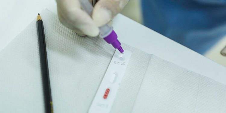 Rondônia registra 1.129 novos casos da doença e 4 mortes em um dia