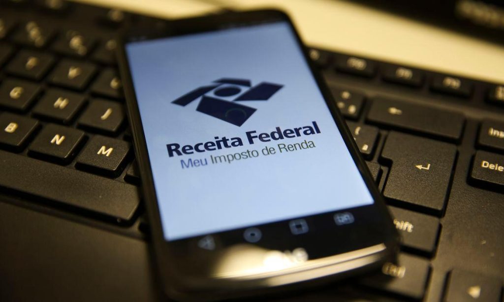 Empresas têm até hoje para enviar informes para declaração do Imposto de Renda 2022 Empresas têm até hoje para enviar informes para declaração do Imposto de Renda 2022