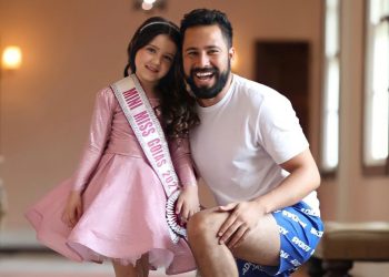 Mini pupila de Paulo Filho, Charlotte Moroni sonha com coroa nacional
