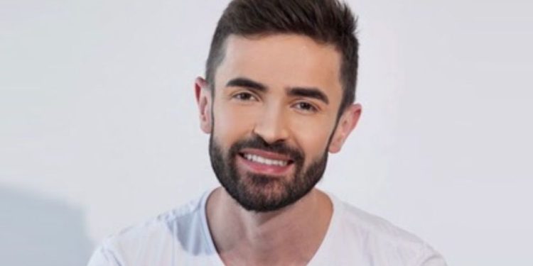 Dr Willian Ortega: Entenda como o cirurgião dentista se tornou referência entre os famosos com suas técnicas de harmonização facial