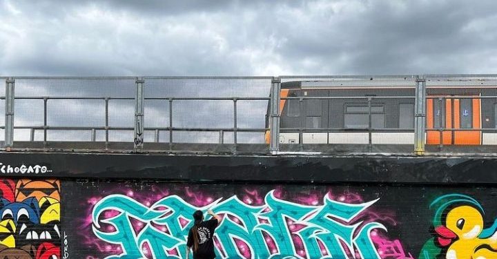 Conheça Lettering é uma técnica que consiste em desenhar letras e transformá-las em verdadeiras obras de artes