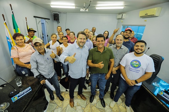 Presidente Alex Redano visita Nova União e Mirante da Serra e acompanha aplicação de recursos Presidente Alex Redano visita Nova União e Mirante da Serra e acompanha aplicação de recursos