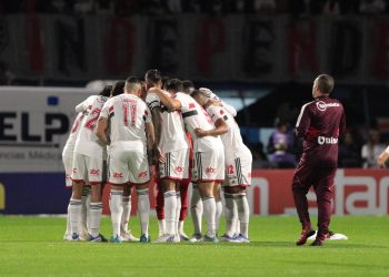 São Paulo F.C. – Na Ressacada, São Paulo empata com o Avaí pelo Brasileirão