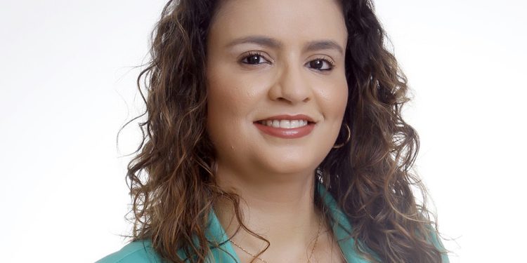 Flávia Albaine vai a Brasília pesquisar sobre os direitos políticos das pessoas com deficiência