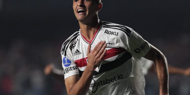 São Paulo F.C. – Rodriguinho estabelece feito inédito na estreia São Paulo F.C. – Rodriguinho estabelece feito inédito na estreia