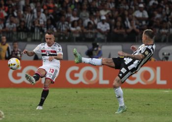 São Paulo F.C. – Rafinha destaca postura do time no Mineirão: “Soube se comportar”
