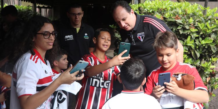 São Paulo F.C. – SPFCtv: bastidores de Atlético-GO 1 x 2 São Paulo