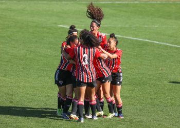 São Paulo F.C. – Base feminina vence e classifica para a semifinal da Nike Premier Cup