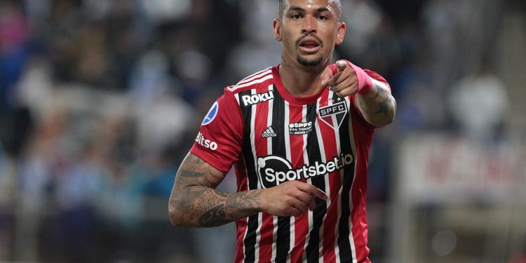 São Paulo F.C. – Luciano: “Vamos nos preparar para buscar a classificação em casa” São Paulo F.C. – Luciano: “Vamos nos preparar para buscar a classificação em casa”