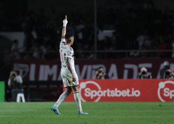 São Paulo F.C. – Luciano enaltece postura do time na primeira batalha das quartas