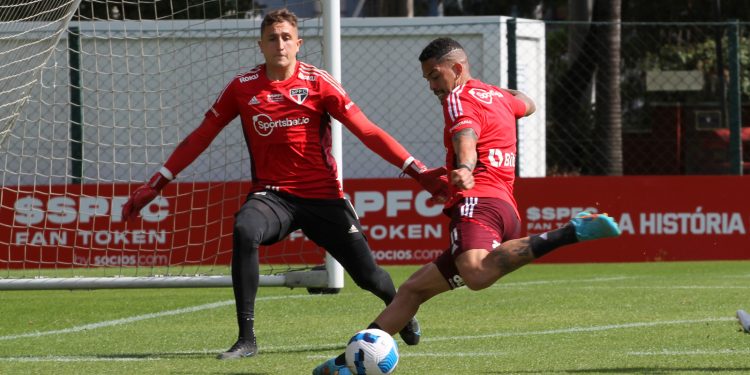 São Paulo F.C. – Tricolor fecha ajustes para decisão pela CONMEBOL Sul-Americana São Paulo F.C. – Tricolor fecha ajustes para decisão pela CONMEBOL Sul-Americana