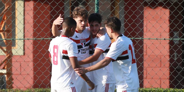 São Paulo F.C. – Em Cotia, Tricolor vence o Botafogo pelo Brasileiro Sub-20 São Paulo F.C. – Em Cotia, Tricolor vence o Botafogo pelo Brasileiro Sub-20