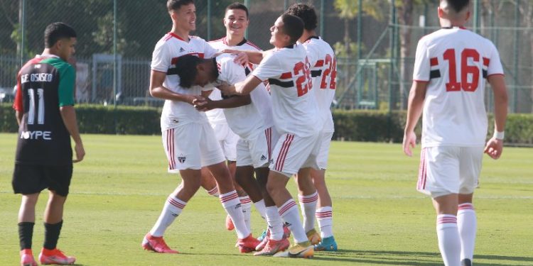 São Paulo F.C. – Sub-20 enfrenta a Portuguesa pelo Campeonato Paulista São Paulo F.C. – Sub-20 enfrenta a Portuguesa pelo Campeonato Paulista