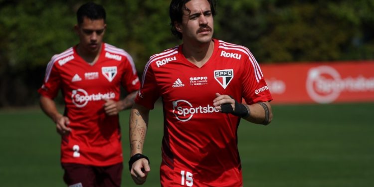 São Paulo F.C. – Tricolor treina para enfrentar o Fluminense São Paulo F.C. – Tricolor treina para enfrentar o Fluminense