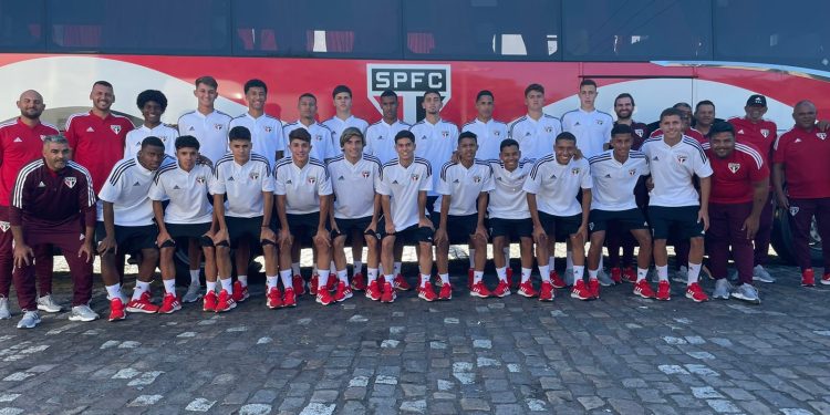 São Paulo F.C. – Sub-16 viaja para disputa da Brasil Soccer Cup São Paulo F.C. – Sub-16 viaja para disputa da Brasil Soccer Cup