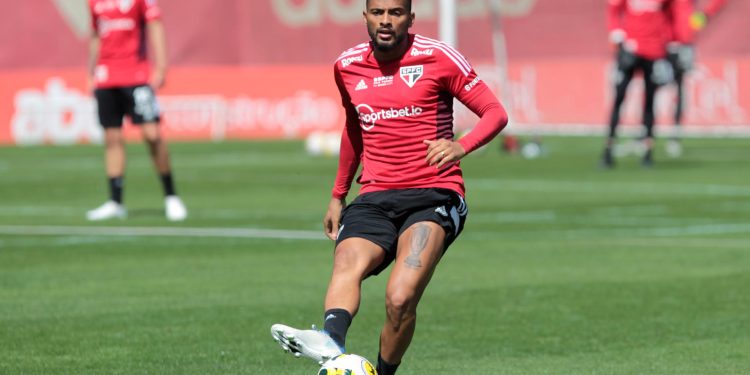 São Paulo F.C. – Tricolor inicia preparação para duelo com Red Bull Bragantino São Paulo F.C. – Tricolor inicia preparação para duelo com Red Bull Bragantino