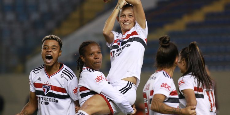 São Paulo F.C. – São Paulo supera a Ferroviária e garante vaga na semifinal do BR Feminino