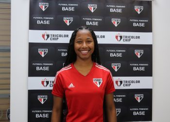 São Paulo F.C. – Meia-atacante Lúcia firma contrato com a base são-paulina