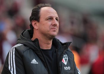São Paulo F.C. – Entrevista coletiva na Arena da Baixada: Rogério Ceni