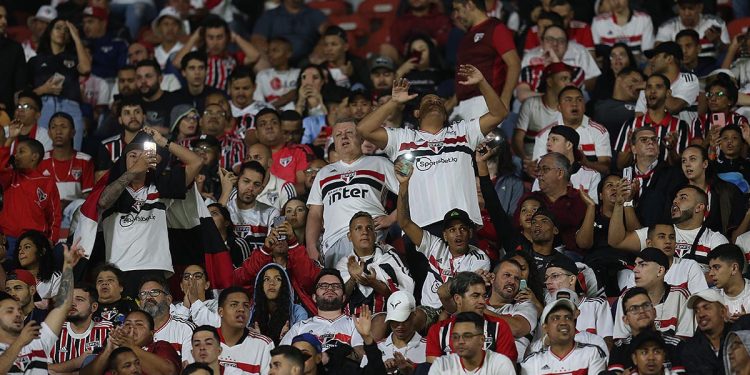 São Paulo F.C. – Torcida joga junto e supera os próprios recordes