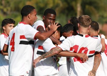 São Paulo F.C. – De virada, Sub-17 derrota o Comercial e garante classificação no Paulista