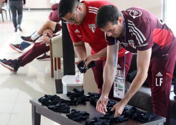 São Paulo F.C. – Comissão técnica completa em Córdoba
