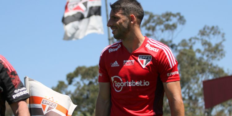 São Paulo F.C. – Elenco completa mais um dia de ajustes no CT da Barra Funda
