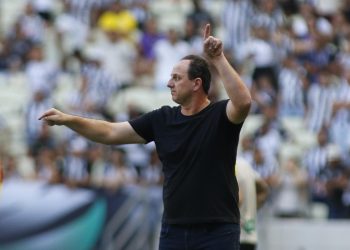 São Paulo F.C. – Entrevista coletiva na Arena Castelão: Rogério Ceni